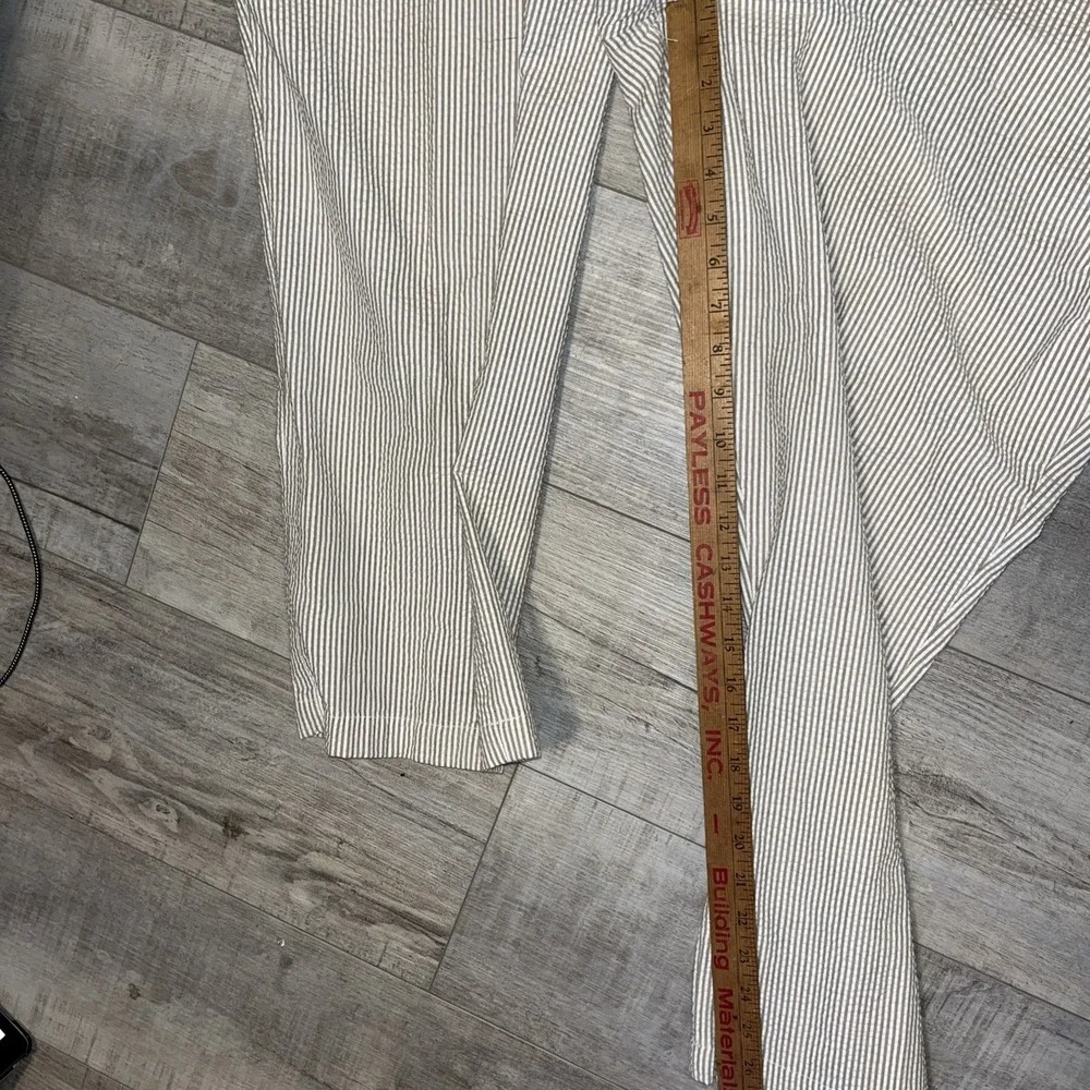 Bermuda Casuals Pants Mens Size 44x28 Tan Seersucker Chino Trousers